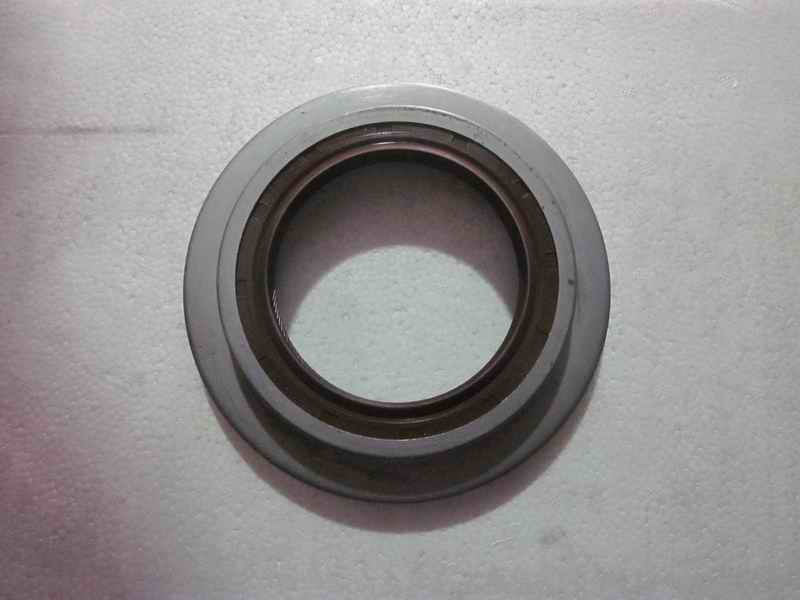 Active bevel gear oil seal (domestic); can be replaced by 2403-00593