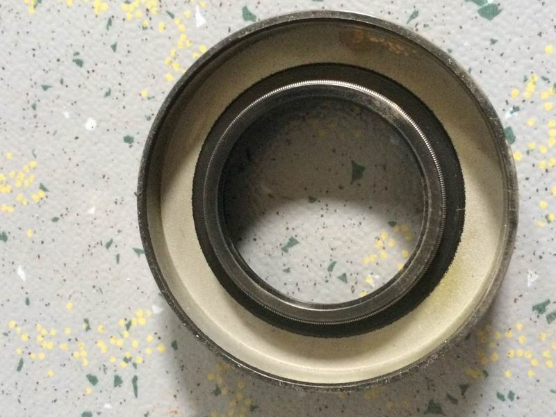 Active bevel gear oil seal-1