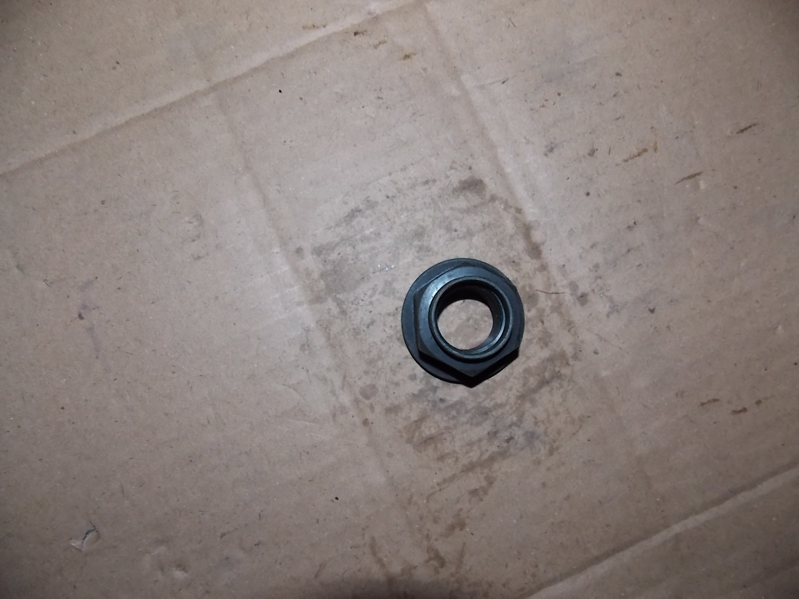 Hexagonal lock nut-active bevel gear-1