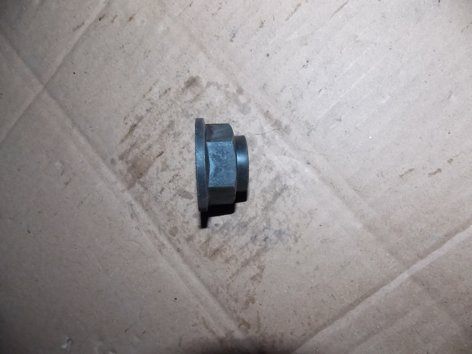 Hexagonal lock nut-active bevel gear-2