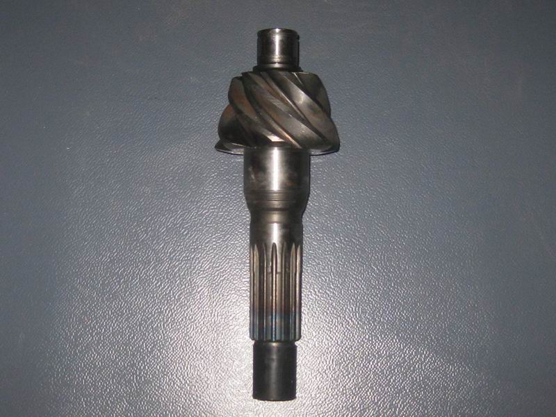 Main driven bevel gear (I=5.857)-1