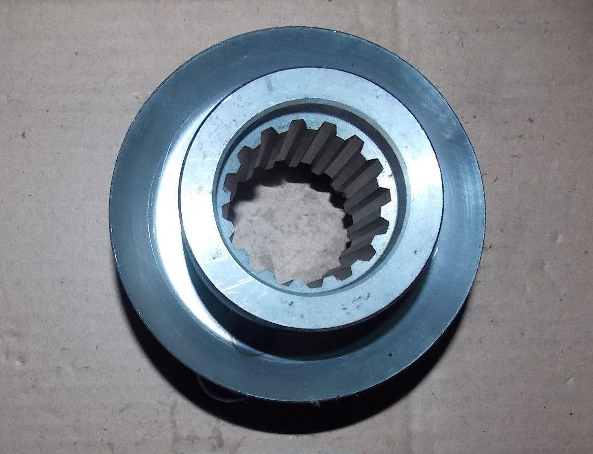 Differential flange assembly