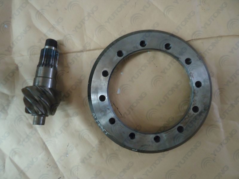 Главная ведомая коническая шестерня (I=4. 875 /тонкий помол)