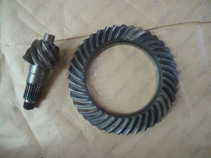 Main driven bevel gear (I=4.875/fine grinding)-1