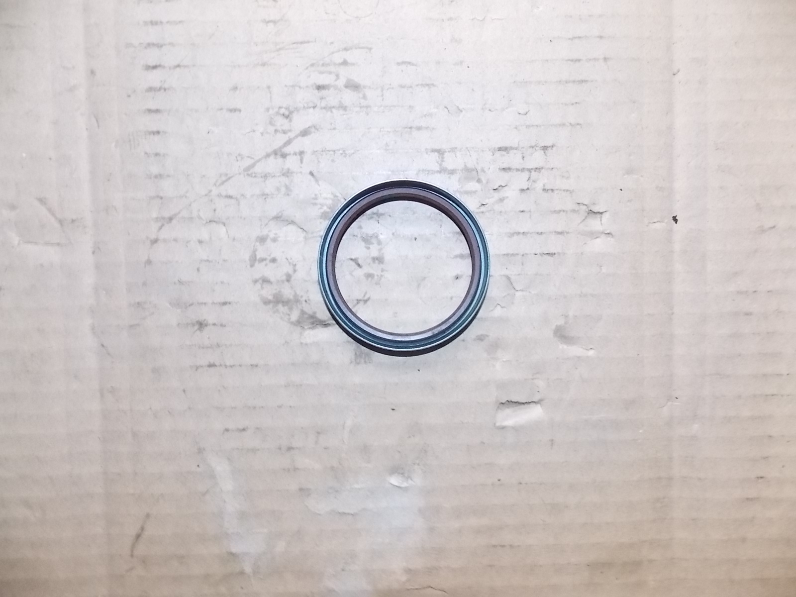 Half shaft oil seal-1