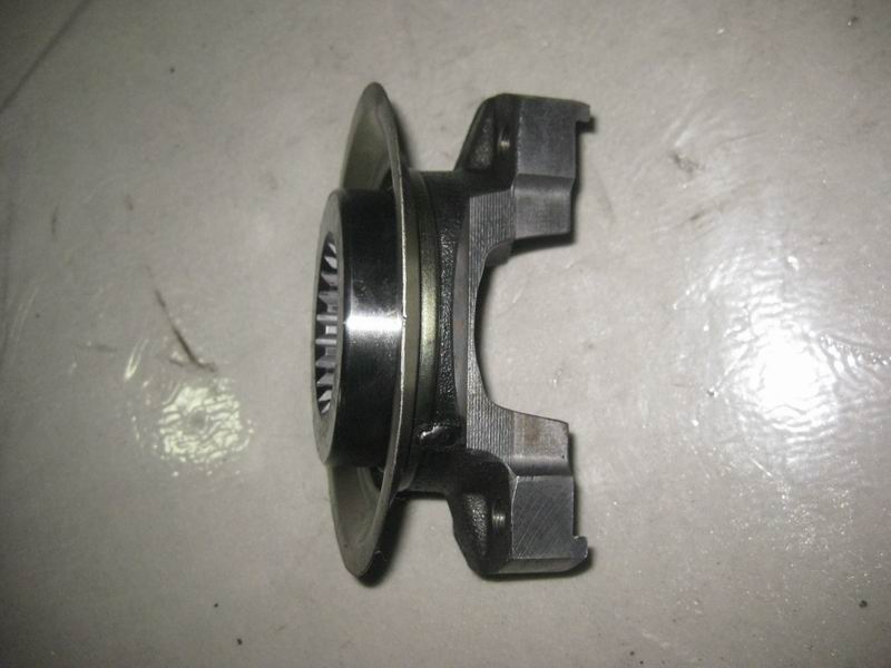Differential flange assembly