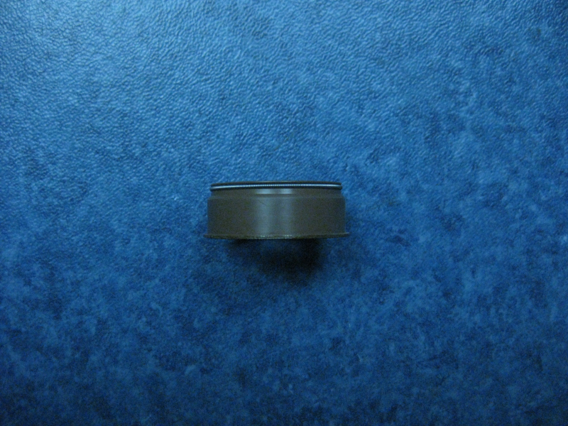 Сальник полуоси заднего моста; внутренний диаметр*наружный диаметр= 41 * 47-2