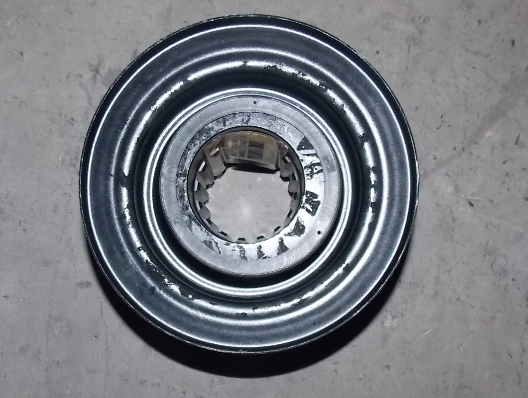 Differential flange assembly