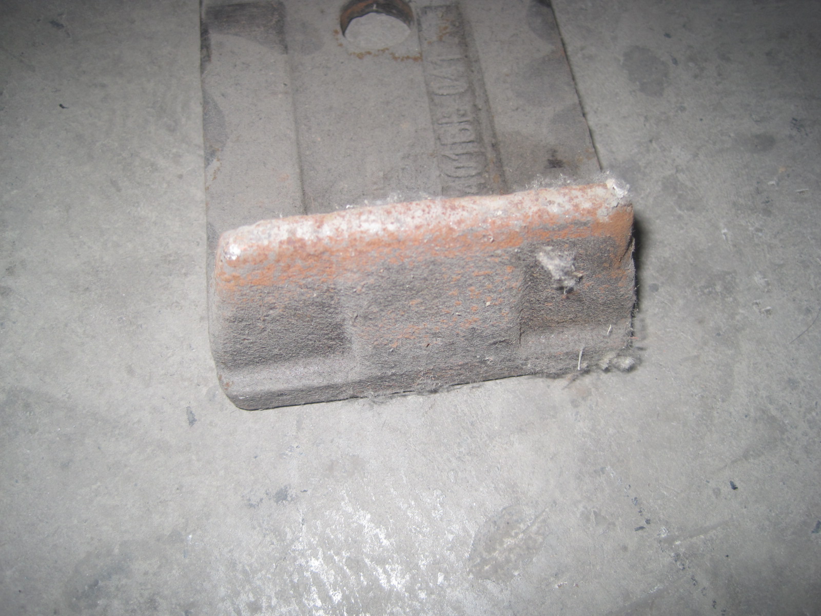 Leaf spring pad-2
