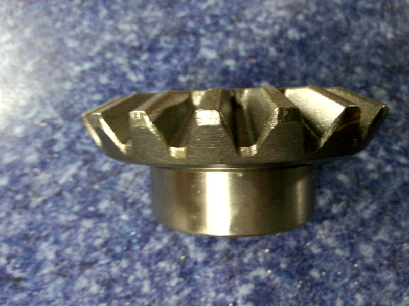 Half shaft gear; 18 teeth