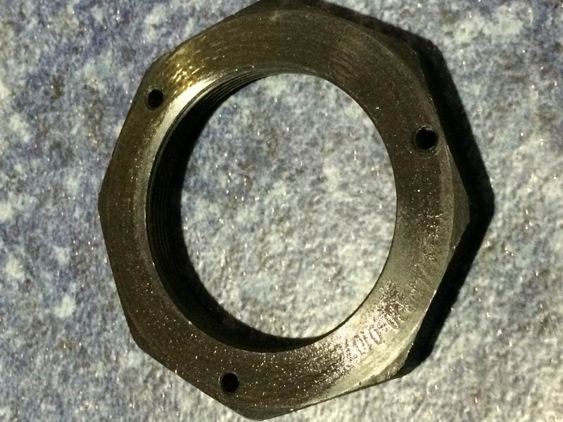 Регулировочная гайка ступицы