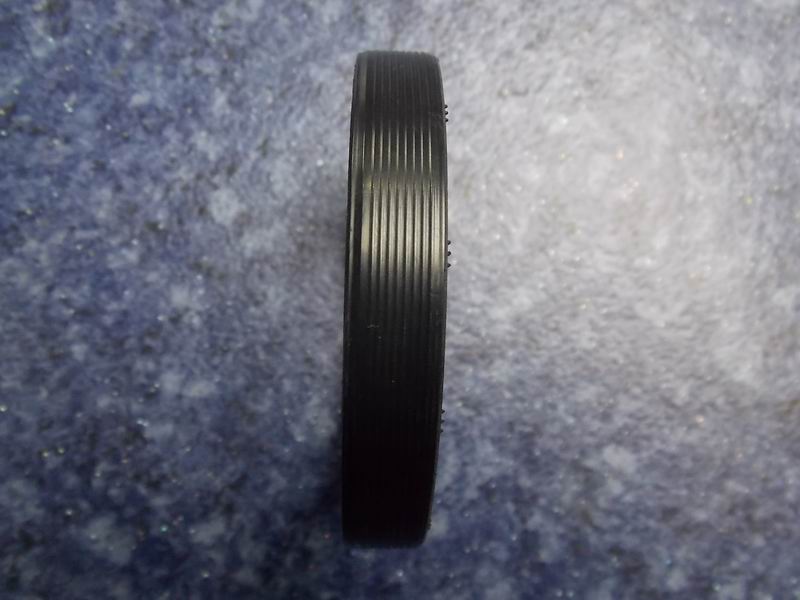 Сальник полуоси; удалил так же, как 2403-03739