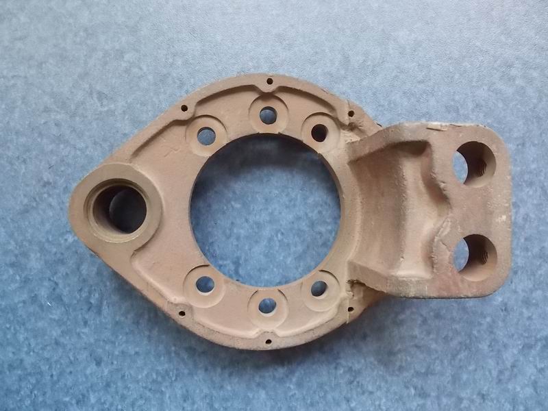 Rear brake base plate, left and right-2
