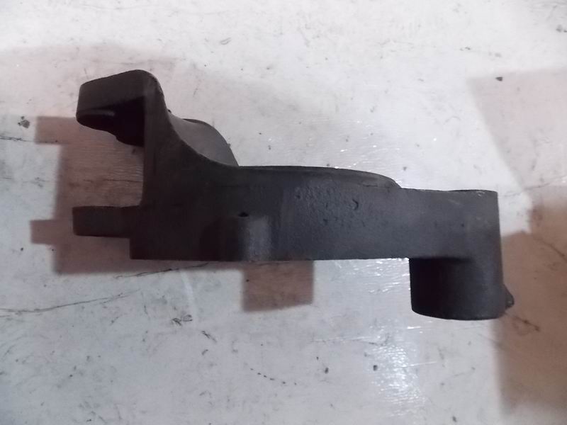 Rear brake bottom plate-1