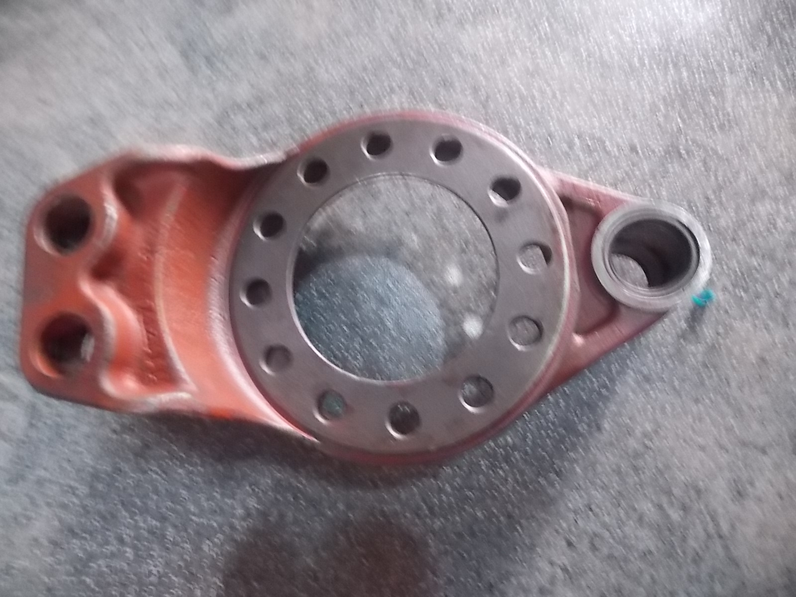 Left rear brake bottom plate-1