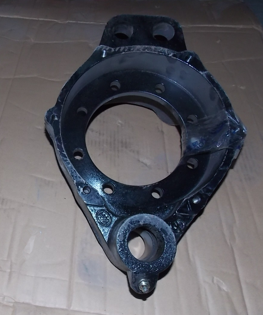 Опорная пластина заднего тормоза в сборе, правая-1