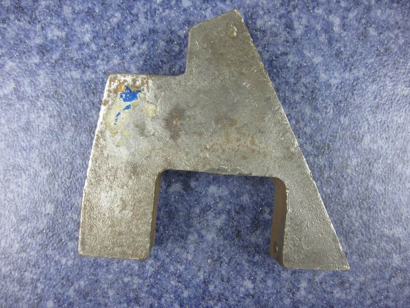 Thrust rod seat, without paint