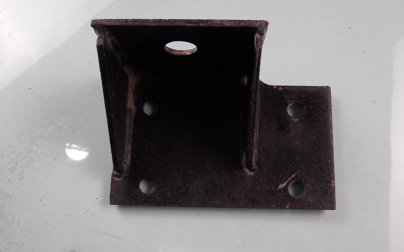 Boom bracket assembly-right