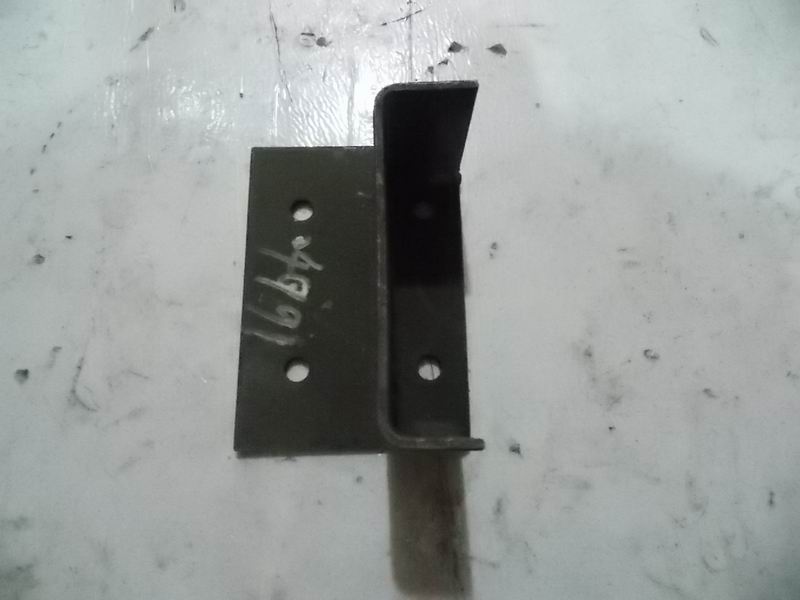 The third ox leg right (before 20); without paint-1
