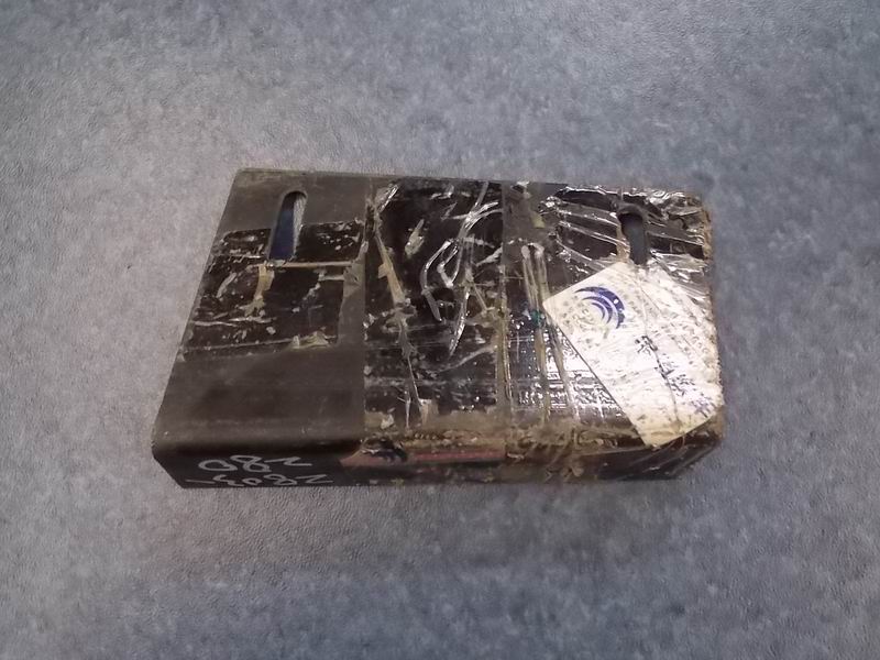 Соединительная пластина правого бампера-1