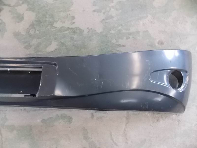 Передний бампер в сборе-3