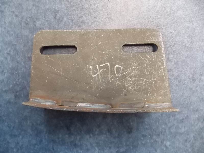 Front bumper left fixing plate-1