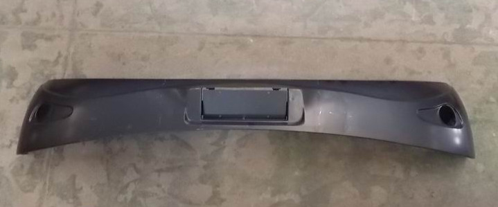 Передний бампер в сборе (E 041 )-3