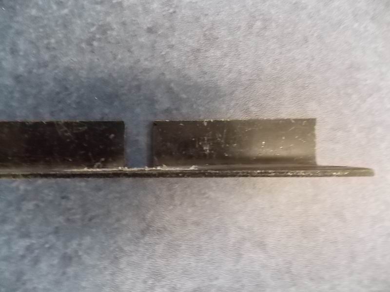 Exterior bracket, left side connecting plate of bumper body, 6120H-1