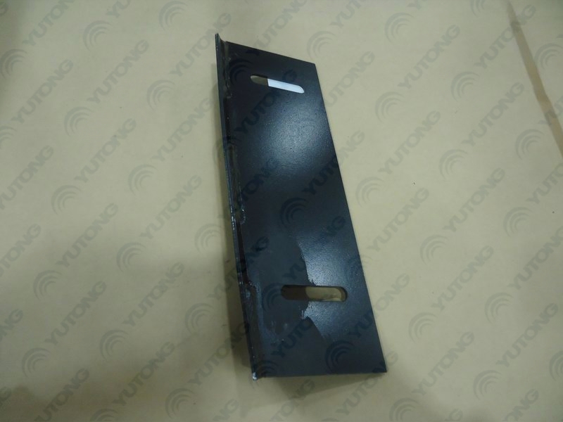 Front bumper right side connector (ZK6899H new shape)-2