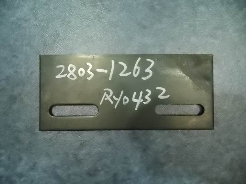Bumper middle connection plate-1