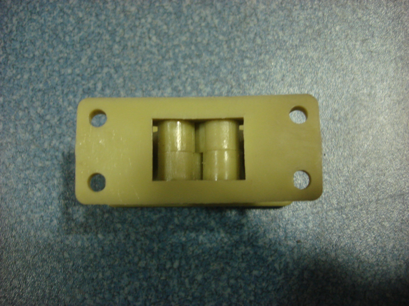 尼龙碰锁6105HG(PA6改性+增韧,黄色)-1