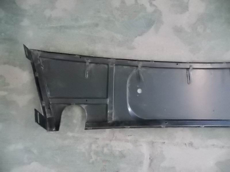 Rear bumper assembly (new exhaust tailpipe)