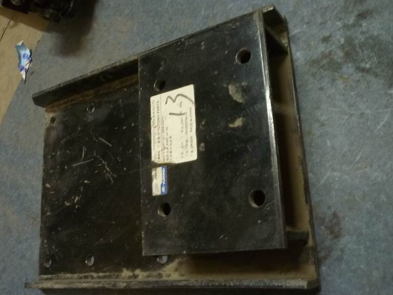 D Front trailer hook assembly-1
