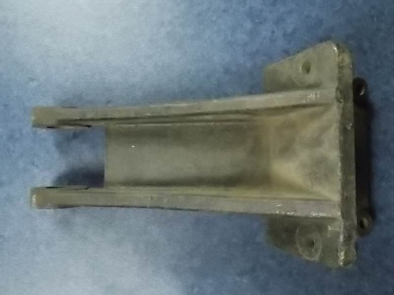 Front drag device support (front 20); without paint-2