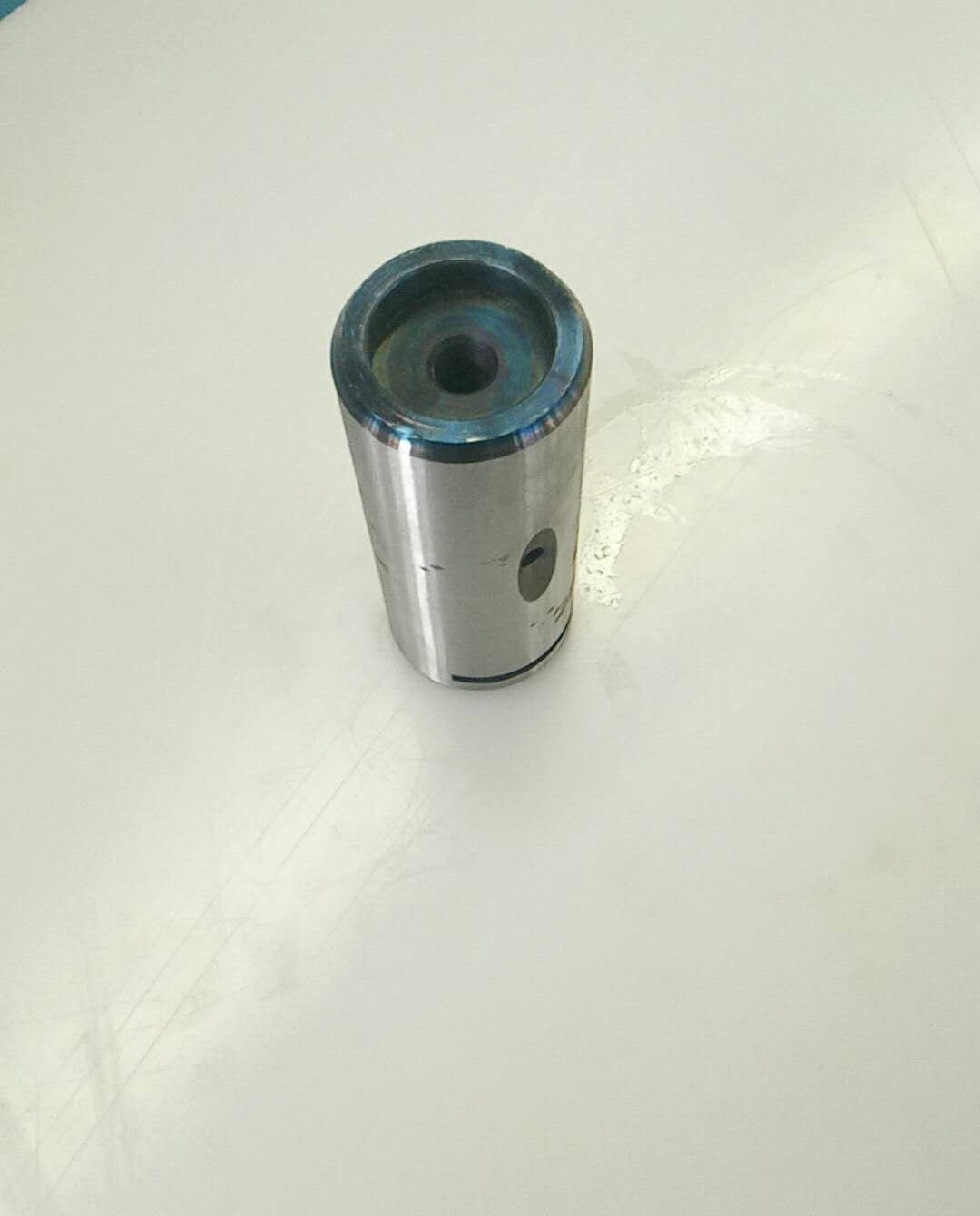 Вал подъемного цилиндра