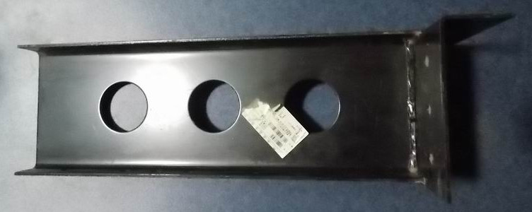 第四牛腿总成(右)