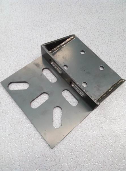 Retarder auxiliary support connecting plate