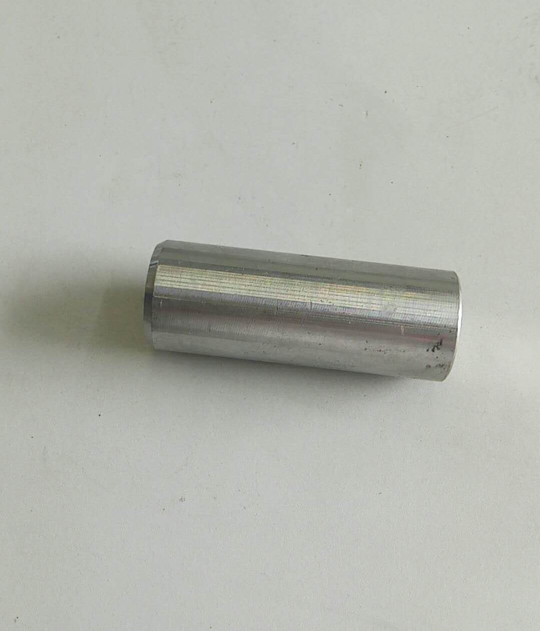 Pin box rear rotating shaft-1