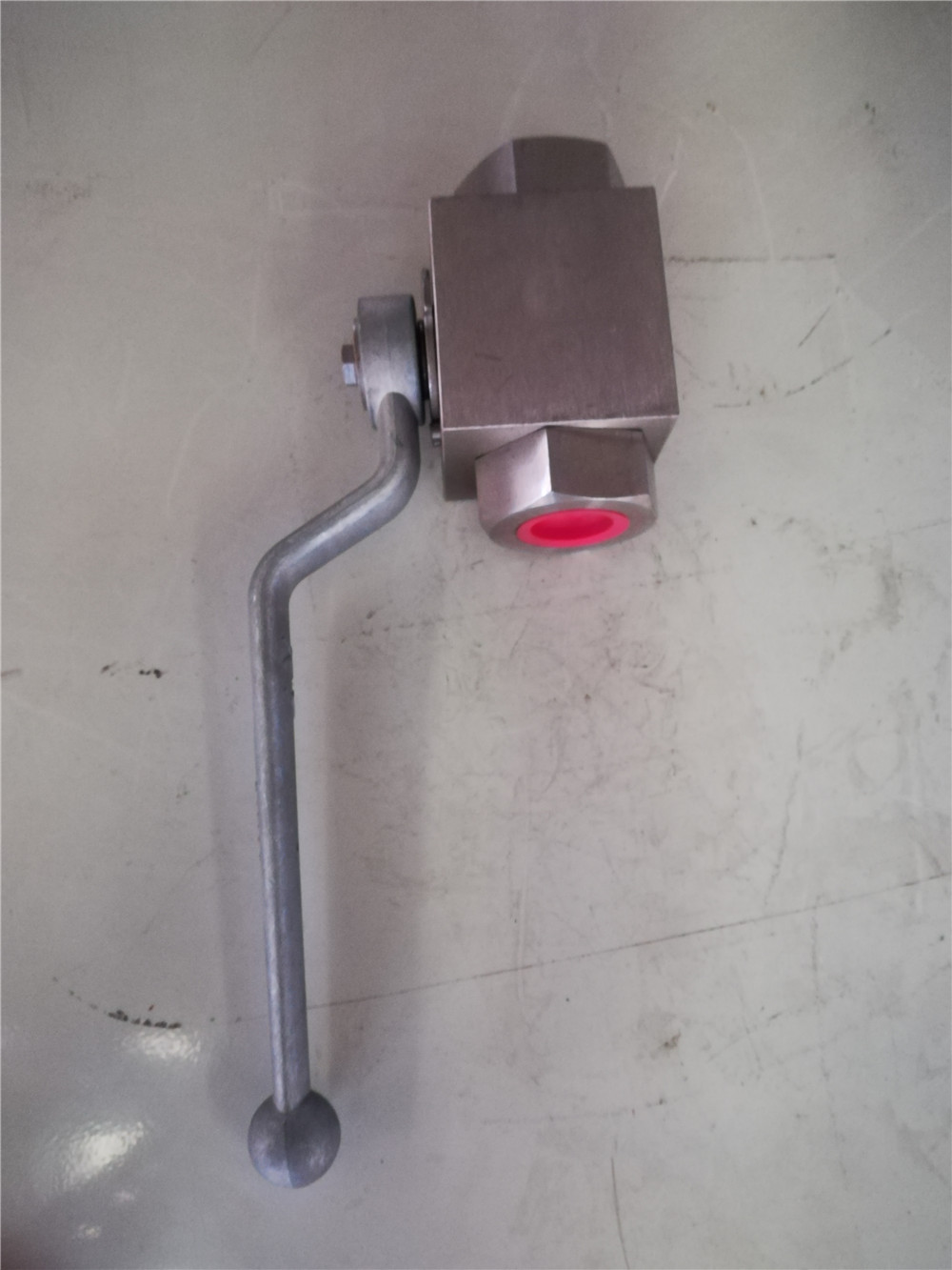 High pressure ball valve KHB-G3/4 (with M6 holes)