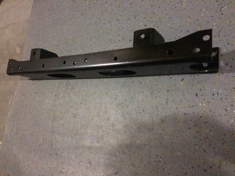 Кронштейн стабилизирующей штанги (открытая промежность) 47 , круглая втулка)-1