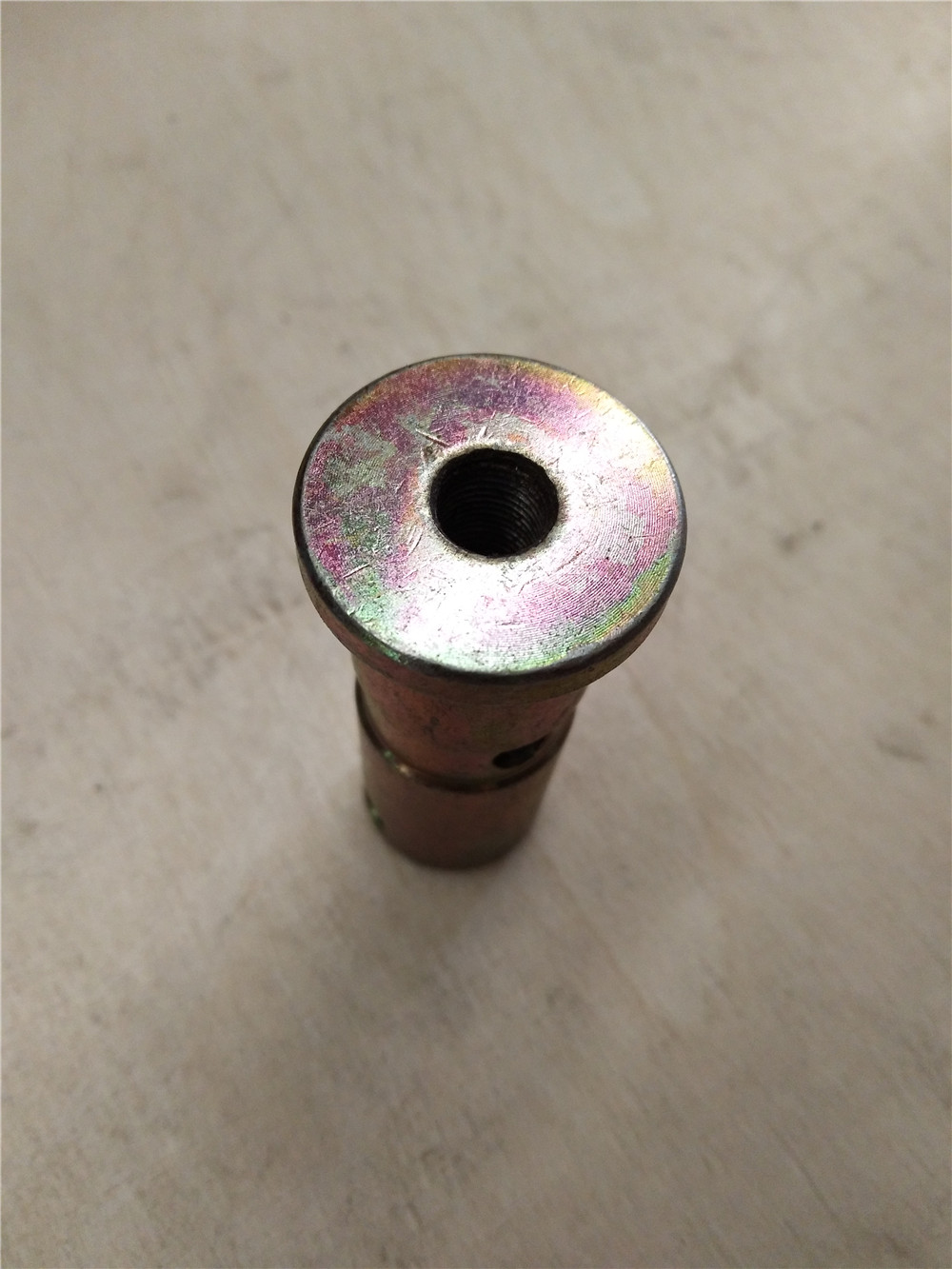 Pin shaft, rear door cylinder pin
