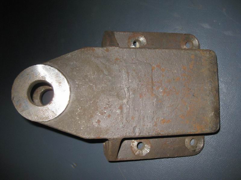 D Front suspension front right bracket (front 20); without paint-1