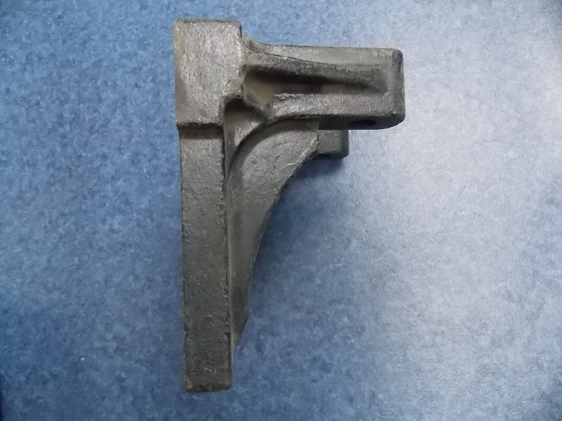 Thrust rod bracket, front suspension, 115, M17-2