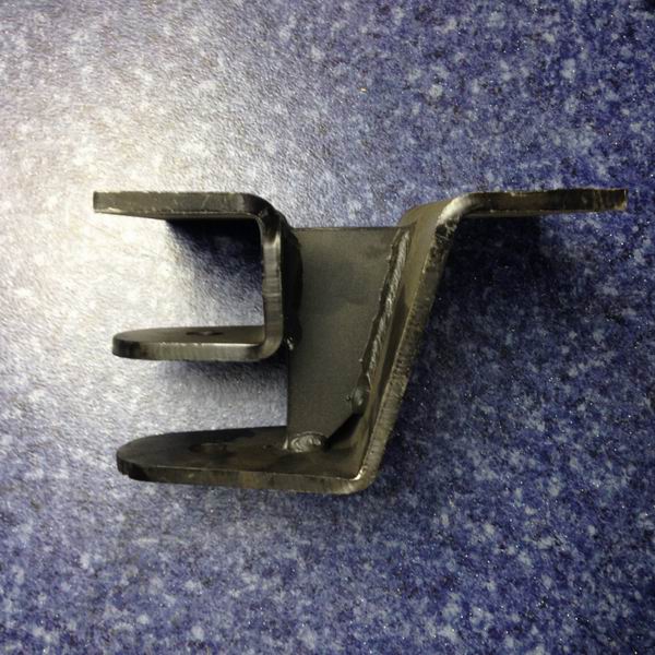 Кронштейн стабилизирующей штанги (открытая промежность) 54 , круглая втулка)-2