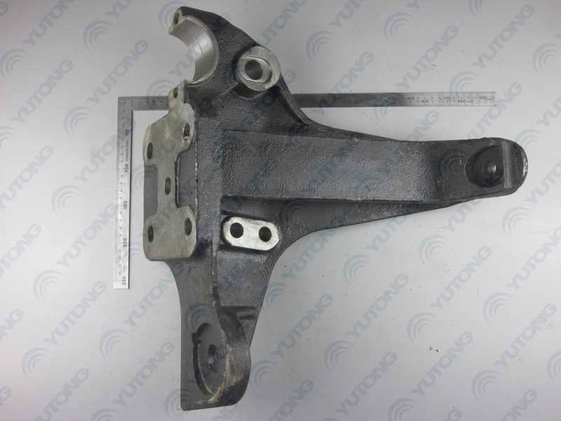D airbag lower bracket (left)