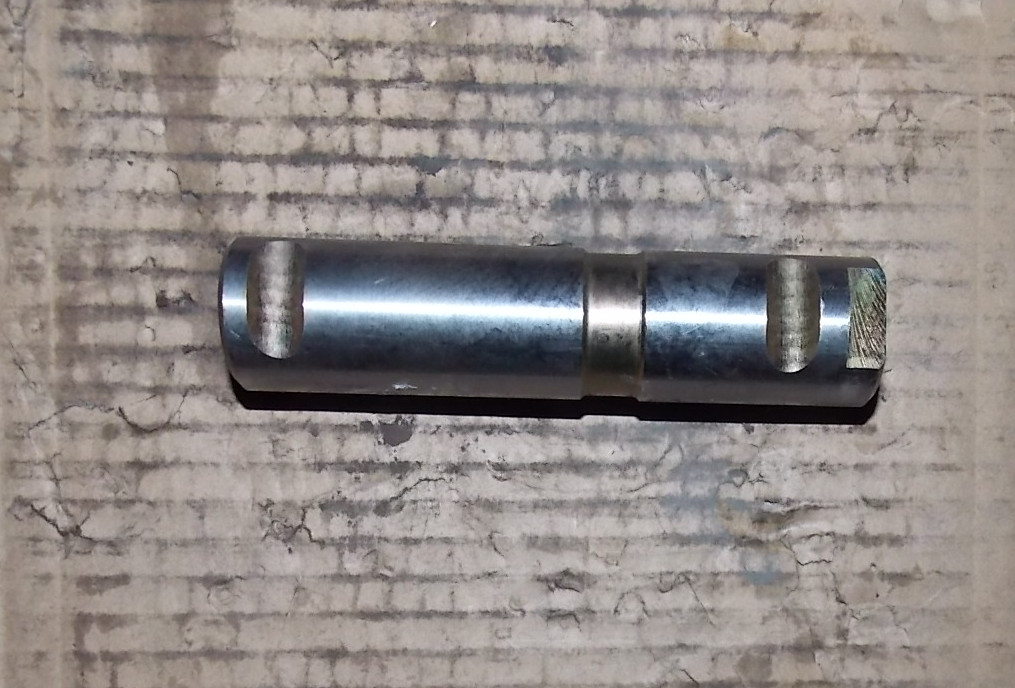 Задний кронштейн передней стальной пружины