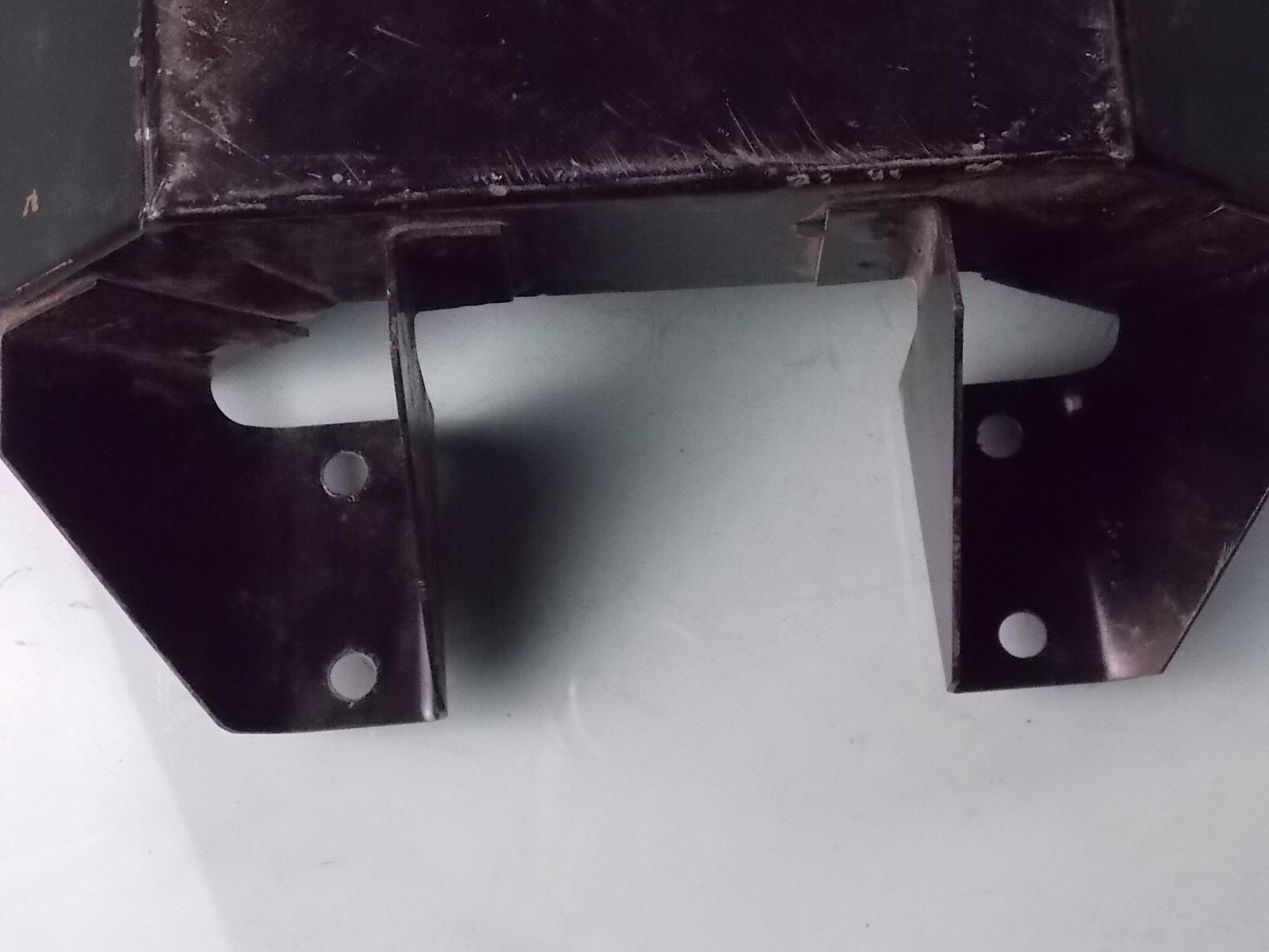 D Right protective panel assembly-1