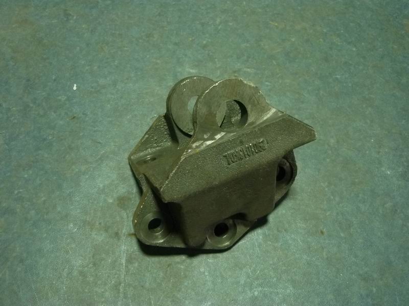 Front spring hanger bracket-left-2