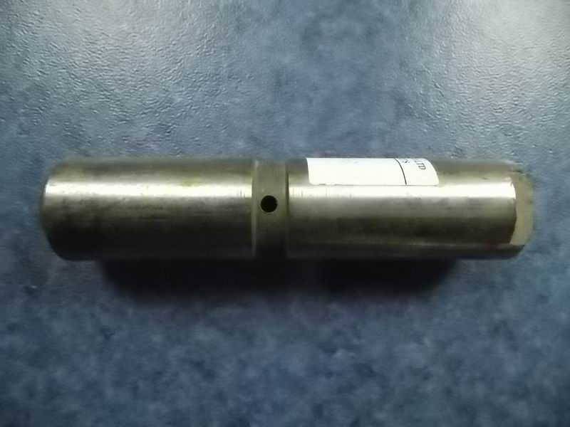 Front steel plate hoist pin