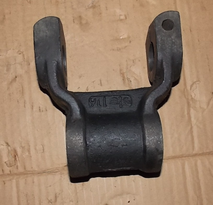 Передние висячие уши